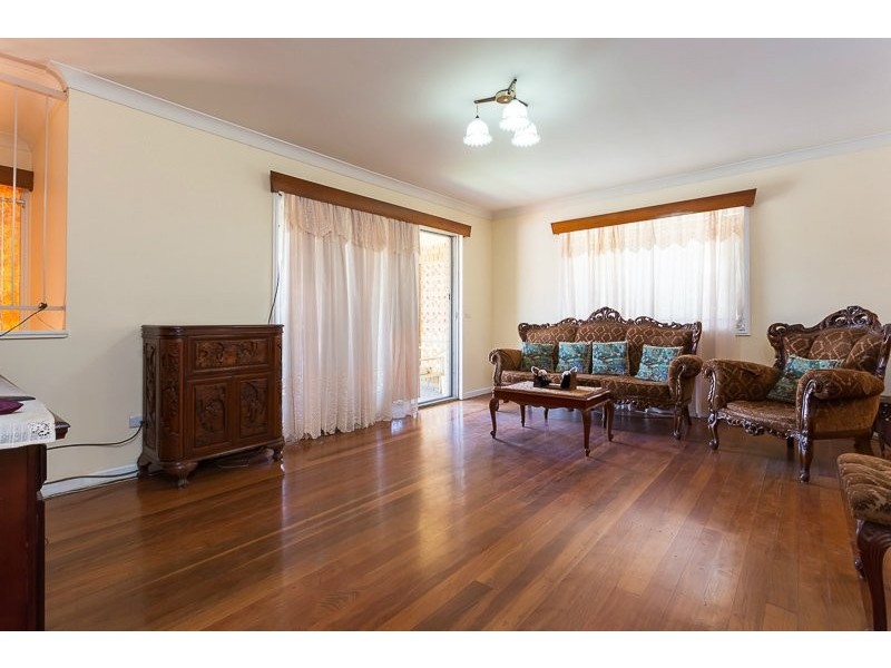 4 Parkway Street, Macgregor QLD 4109