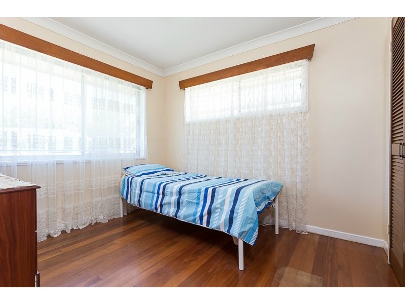 4 Parkway Street, Macgregor QLD 4109