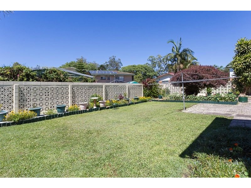 4 Parkway Street, Macgregor QLD 4109