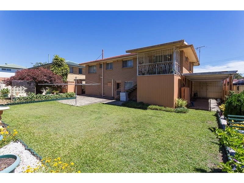 4 Parkway Street, Macgregor QLD 4109