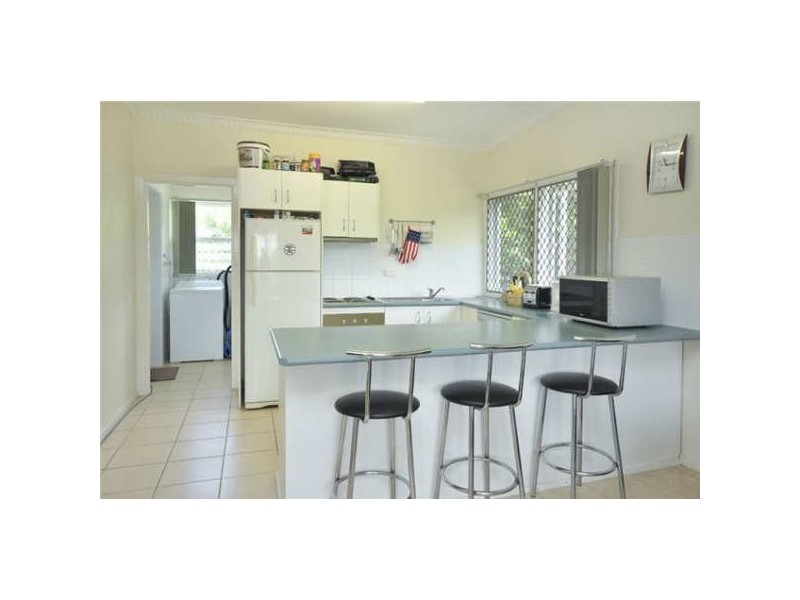 4/845 Logan Road, Holland Park West QLD 4121