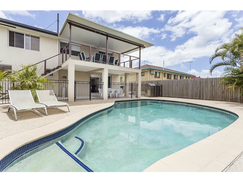 11 Martense Street, Wishart QLD 4122