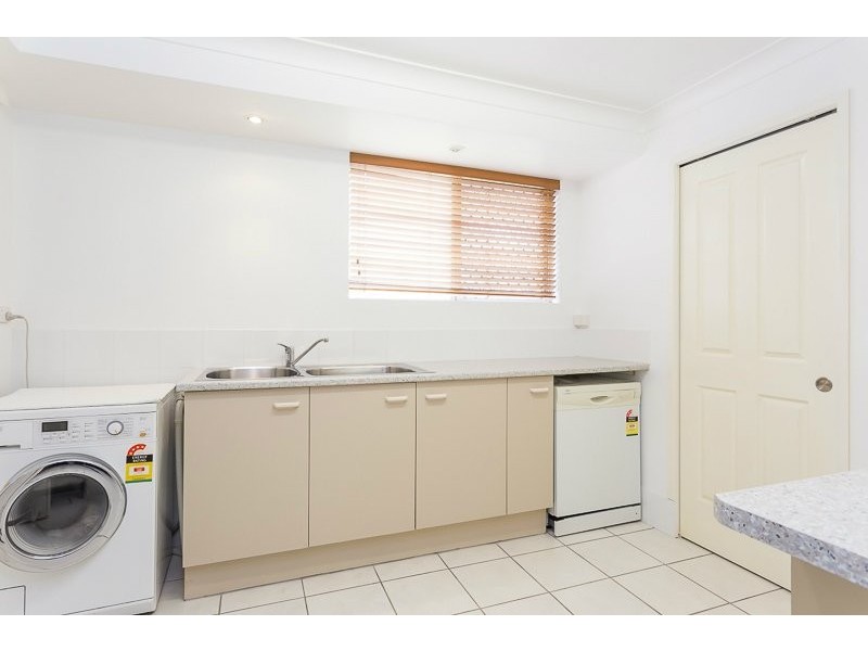 11 Martense Street, Wishart QLD 4122