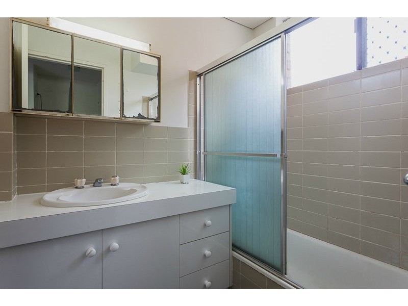 3/24 Bellevue Terrace, St Lucia QLD 4067