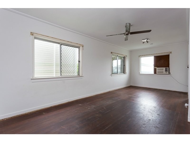 22 Queensway Street, Upper Mount Gravatt QLD 4122