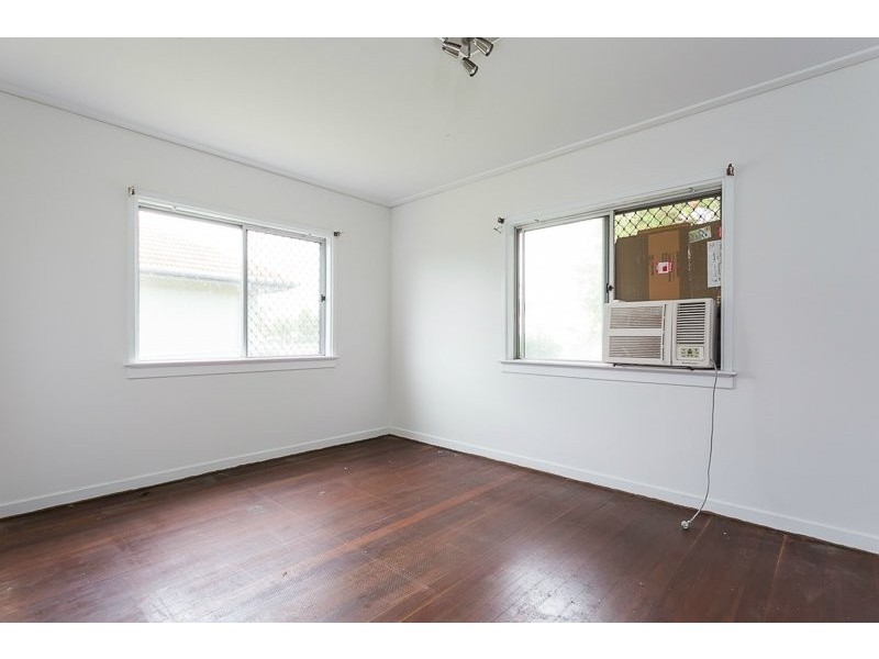 22 Queensway Street, Upper Mount Gravatt QLD 4122