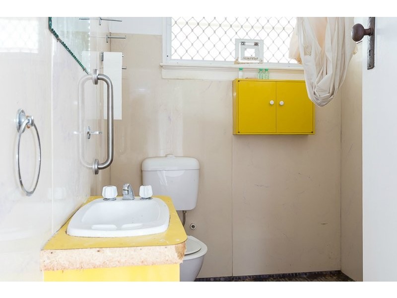 22 Queensway Street, Upper Mount Gravatt QLD 4122