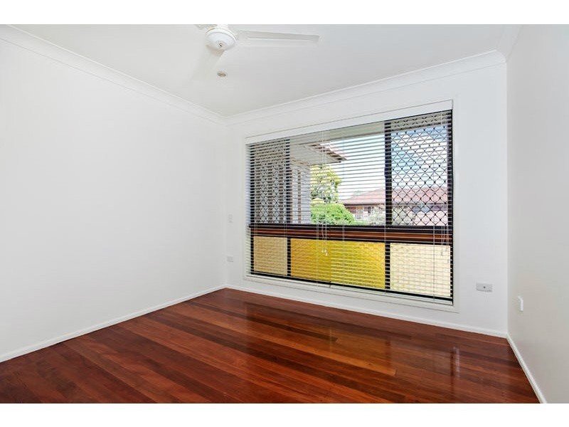 18 Martense Street, Wishart QLD 4122