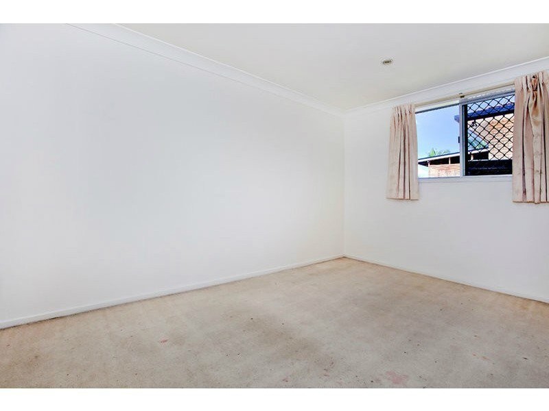 18 Martense Street, Wishart QLD 4122