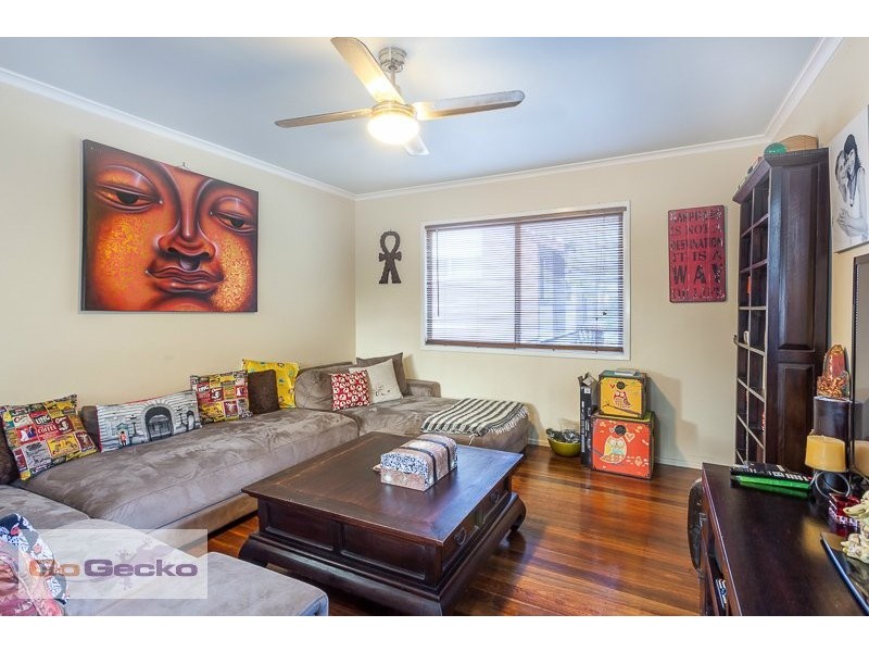 14 Dellwood Street, Nathan QLD 4111