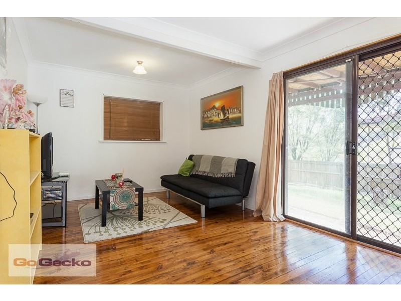 14 Dellwood Street, Nathan QLD 4111