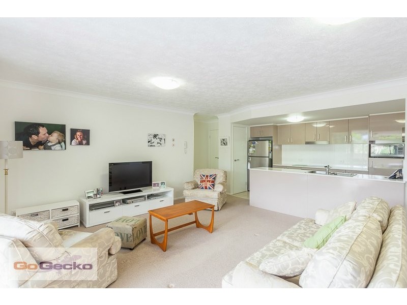 2/35 Hamilton Road, Moorooka QLD 4105