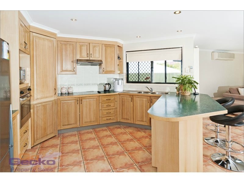 8 Sungold Place, Eight Mile Plains QLD 4113