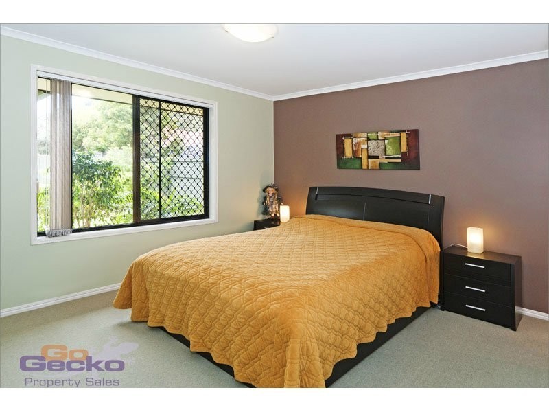 8 Sungold Place, Eight Mile Plains QLD 4113