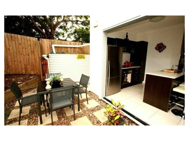 2/90 Hansen Street, Moorooka QLD 4105