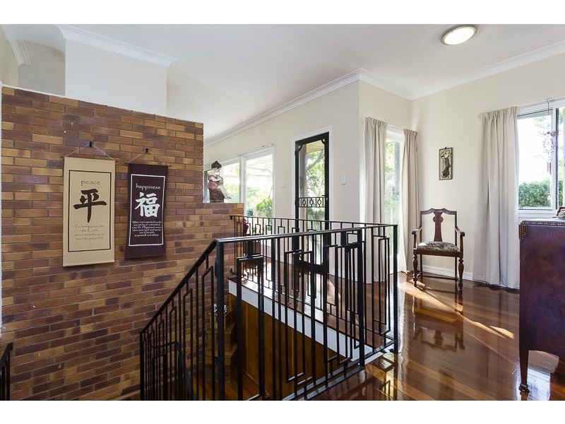 111 Beverley Hills Street, Moorooka QLD 4105