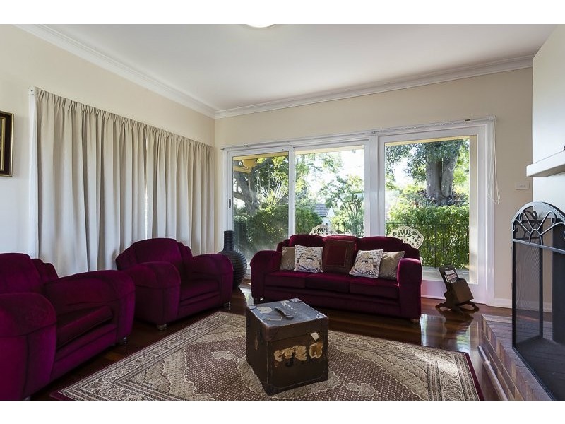 111 Beverley Hills Street, Moorooka QLD 4105