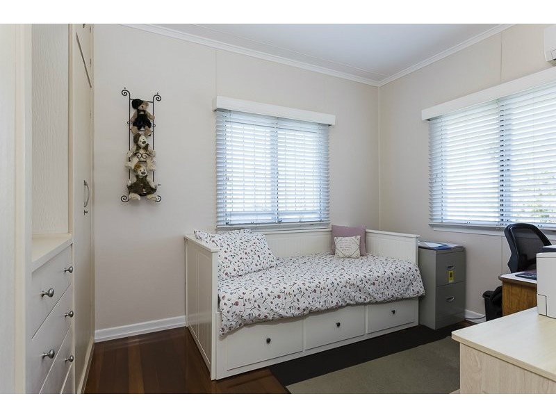 111 Beverley Hills Street, Moorooka QLD 4105