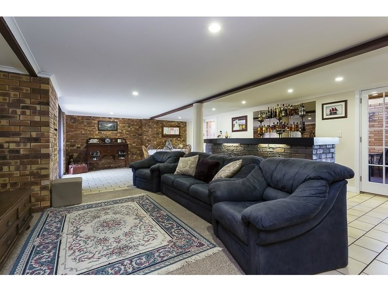 111 Beverley Hills Street, Moorooka QLD 4105