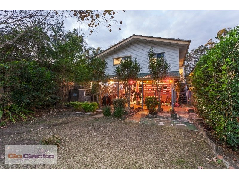 82 Lancelot Street, Tennyson QLD 4105