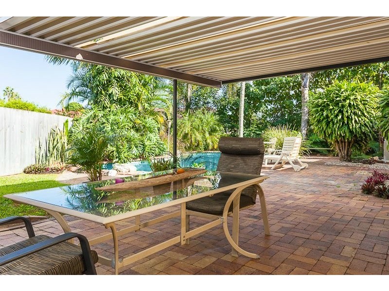 367 Pine Mountain Road, Mansfield QLD 4122