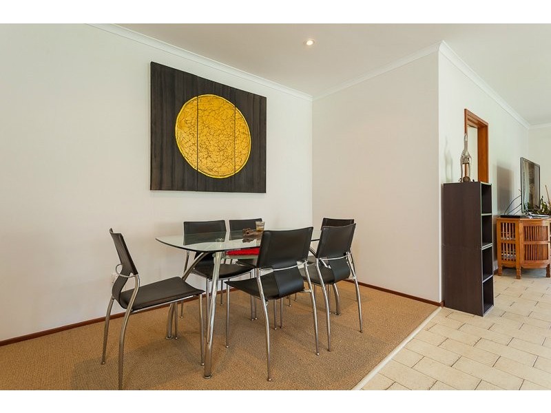 367 Pine Mountain Road, Mansfield QLD 4122