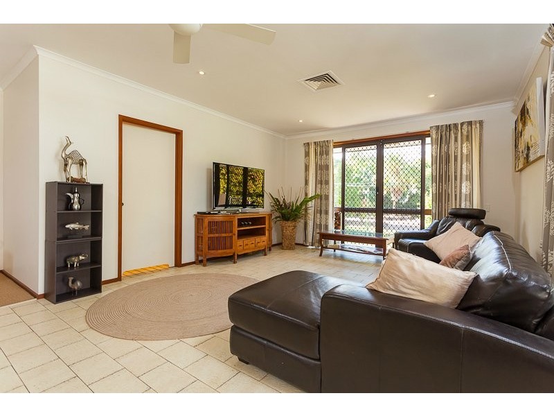 367 Pine Mountain Road, Mansfield QLD 4122