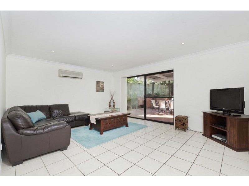 45 Lewana Street, Mansfield QLD 4122