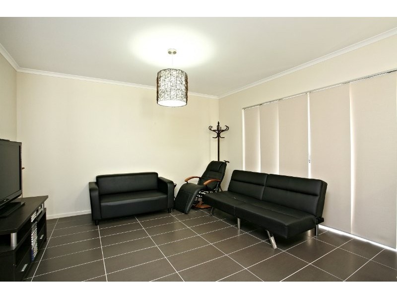 26 Langford Street, Eight Mile Plains QLD 4113