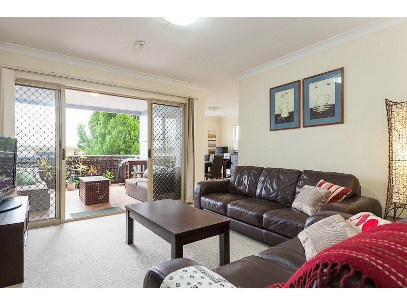 7/29 Crown Street, Holland Park West QLD 4121