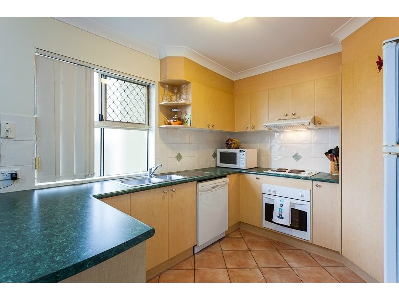 7/29 Crown Street, Holland Park West QLD 4121
