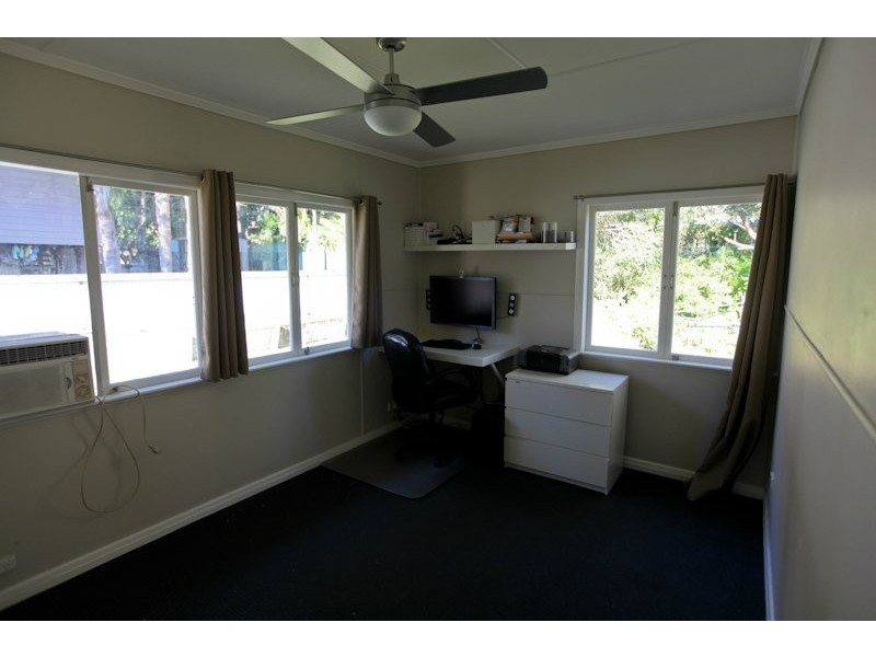 91 Nursery Road, Holland Park West QLD 4121