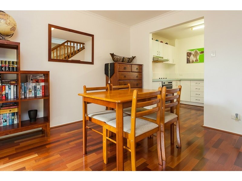 3/10 Rowe Close, Wishart QLD 4122