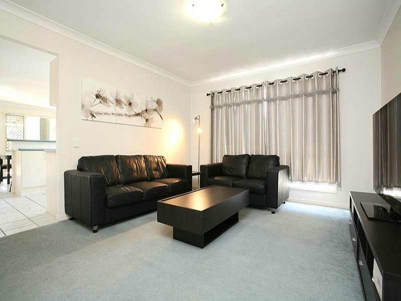 68 Springsure St, Runcorn QLD 4113