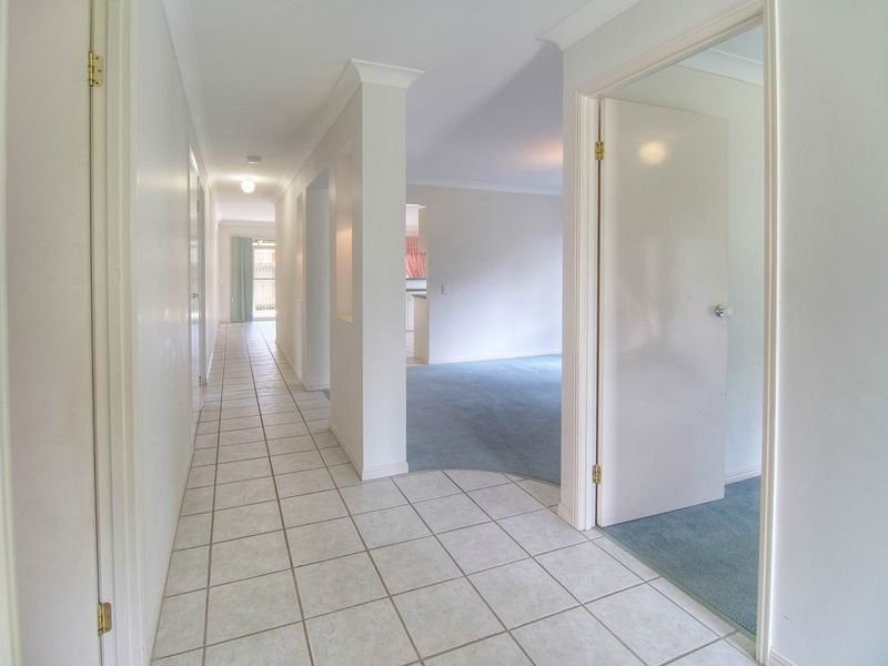 68 Springsure St, Runcorn QLD 4113