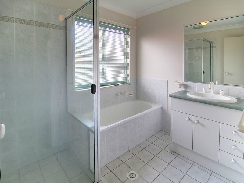 68 Springsure St, Runcorn QLD 4113