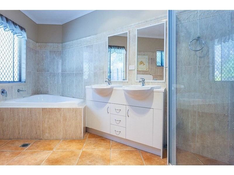 37 Casuarina Place, Mount Gravatt East QLD 4122