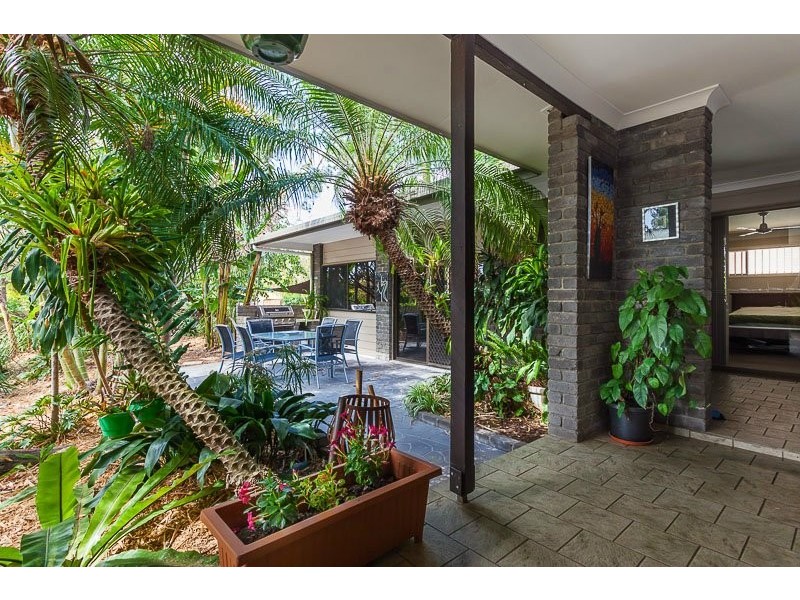 11 Holder Street, Wishart QLD 4122