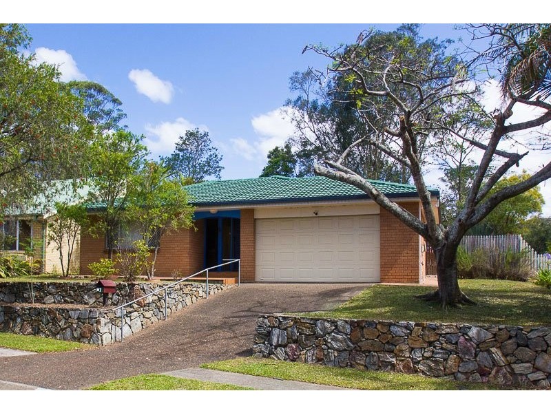 7 Frinton Street, Wishart QLD 4122