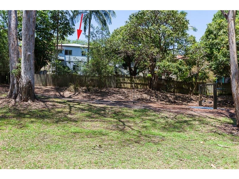 38 Oxley Drive, Holland Park QLD 4121