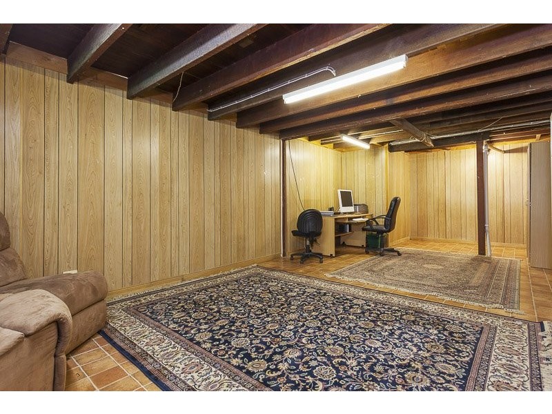 14 Gibson Crescent, Holland Park QLD 4121