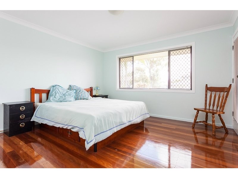 27 Delavan Street, Wishart QLD 4122