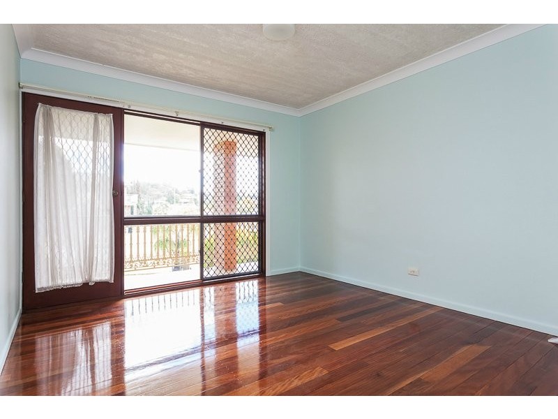 27 Delavan Street, Wishart QLD 4122