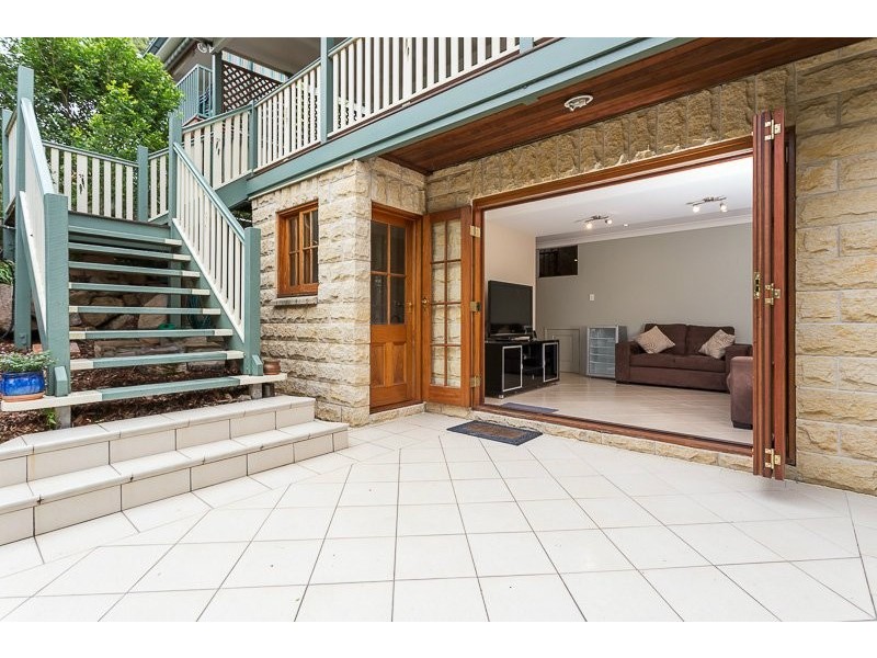 50 Hockings Street, Holland Park West QLD 4121