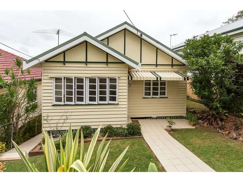 50 Hockings Street, Holland Park West QLD 4121