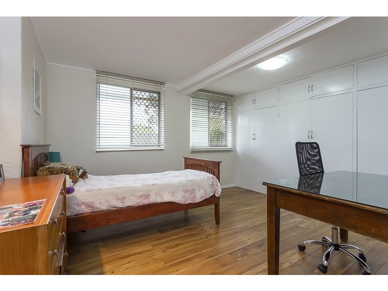 37 Highgate Street, Coopers Plains QLD 4108