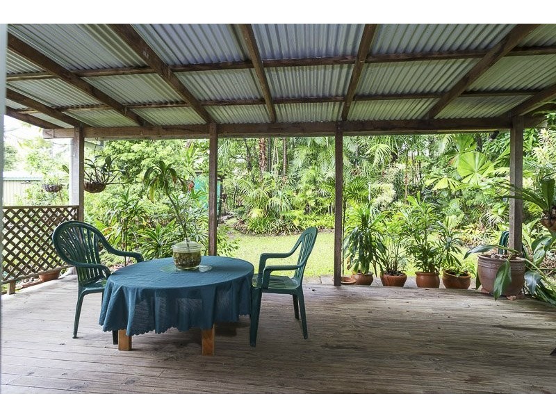 17 Digby Street, Holland Park QLD 4121