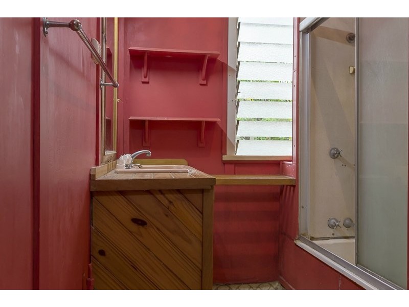 17 Digby Street, Holland Park QLD 4121