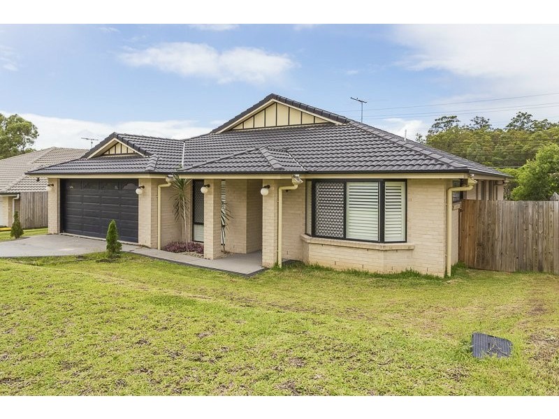 4 Hernandia Place, Mackenzie QLD 4156