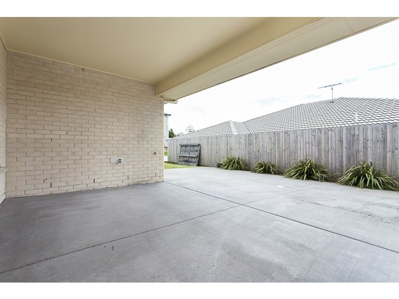 4 Hernandia Place, Mackenzie QLD 4156